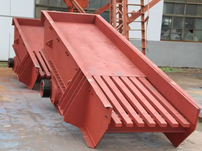 棒條式<a href='http://www.xrkj400.com/' title='振動給料機'>振動給料機</a>