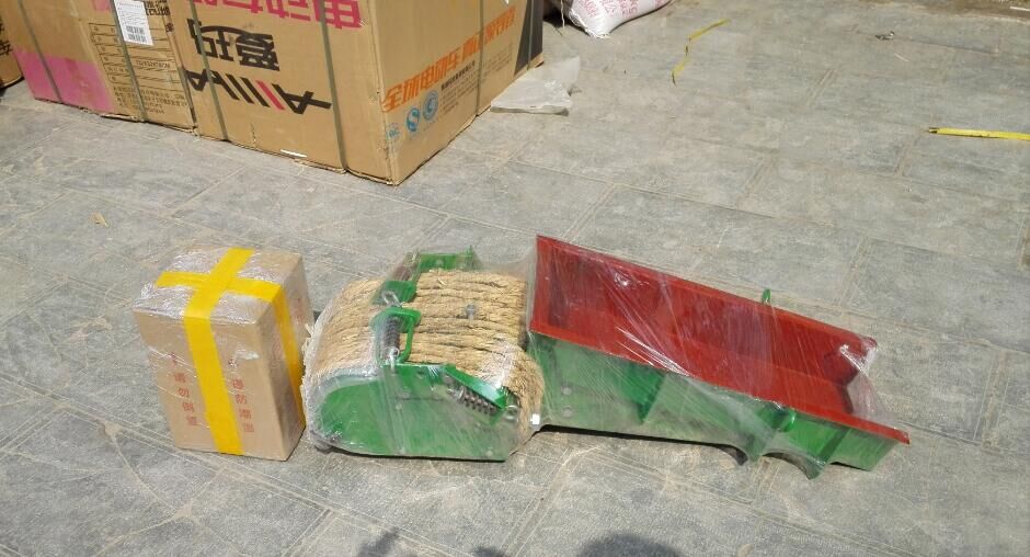 怎樣解決GZ電磁振動給料機(jī)銜鐵結(jié)構(gòu)焊口開縫故障？